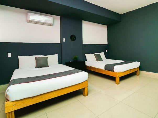 Adhoc Plaza Otel Monterrey Dış mekan fotoğraf